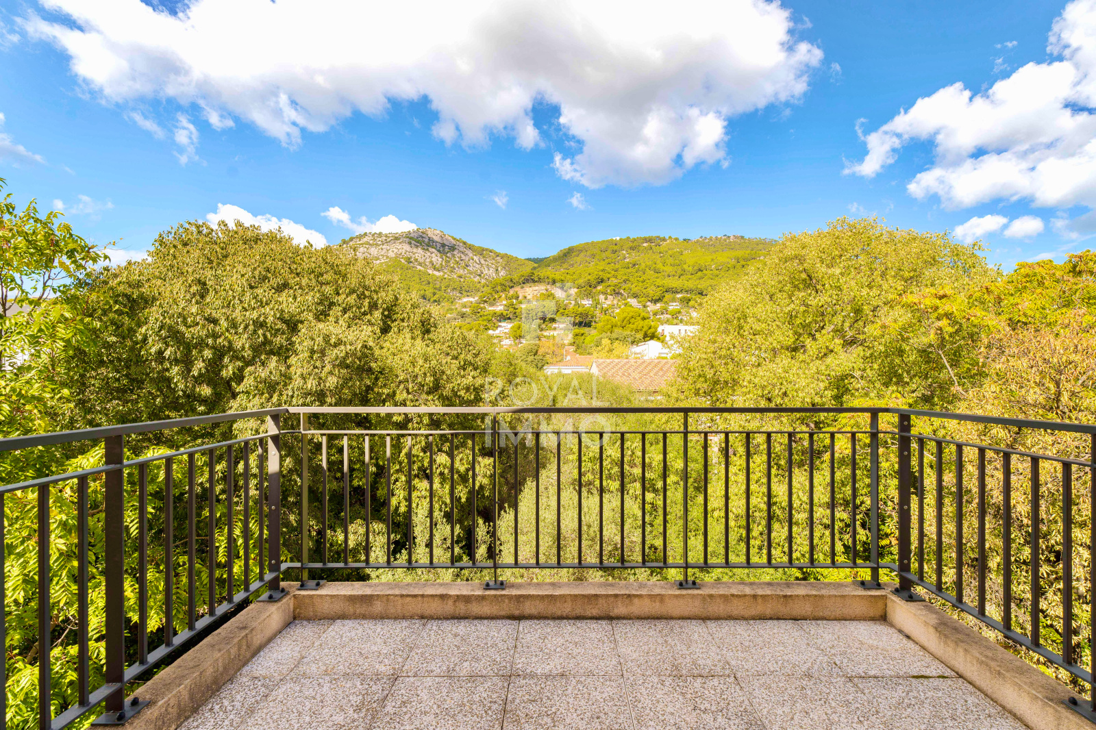 Appartement 3 pièces 72 m² · à Toulon · 72 m² · 241 500 €